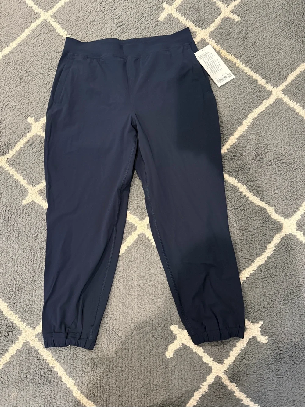 Lululemon Adapted State HR Jogger Navy - Short - NWT